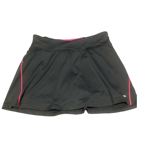 Champion Pants - Tennis Skort. Dark Gray with Pink Piping.